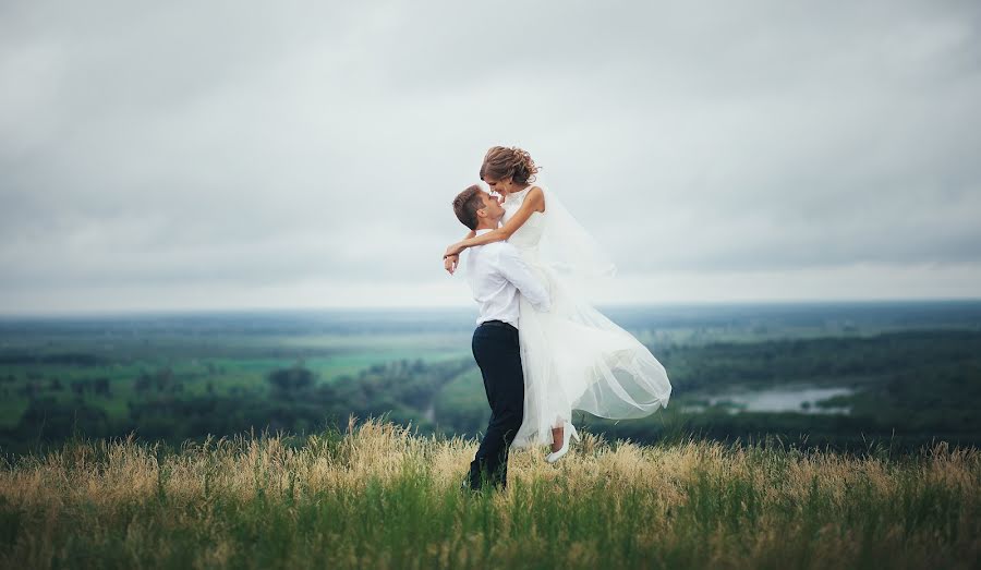 Photographe de mariage Vitaliy Gayfulin (hawk13). Photo du 18 juillet 2016