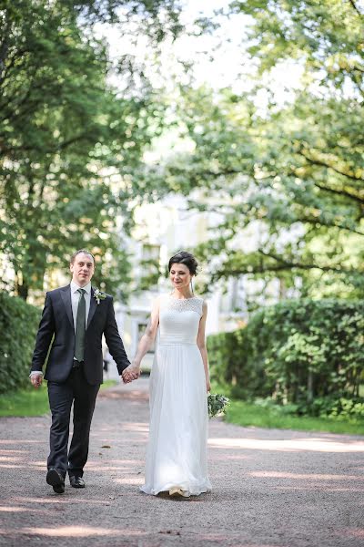 結婚式の写真家Olga Solodovskaya (lumene)。2017 4月3日の写真