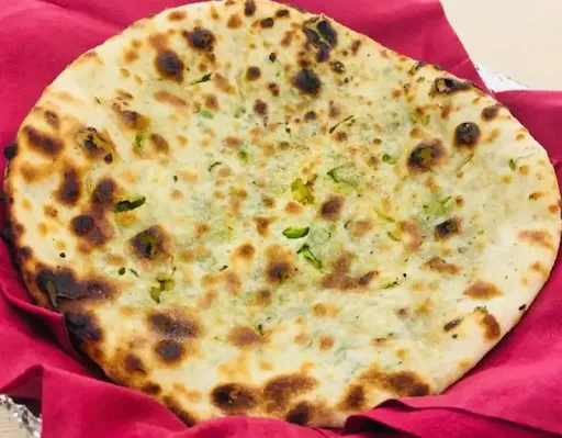 Stuffed Kulcha Aloo