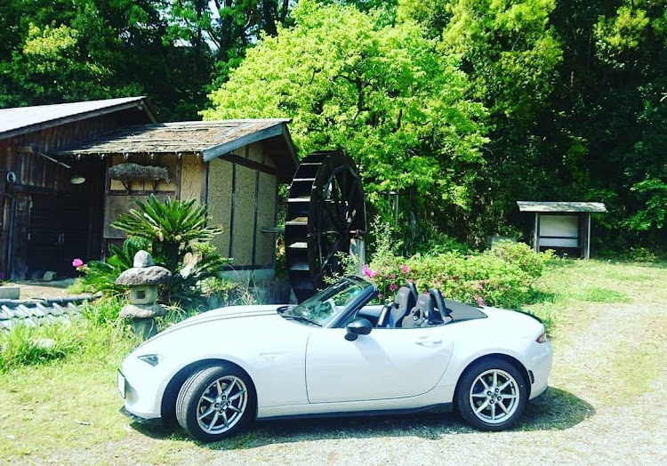 ロードスターのドライブ・愛車撮影・水車小屋に関するカスタム事例の投稿画像3枚目
