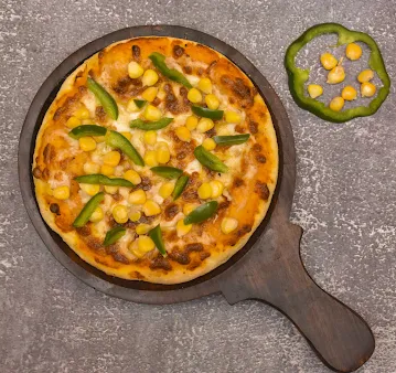 Capsicum And Golden Corn Pizza [Regular, 7 Inches]