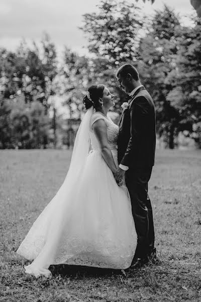 Wedding photographer Elena Lyshko (helenlyshko). Photo of 25 February 2019