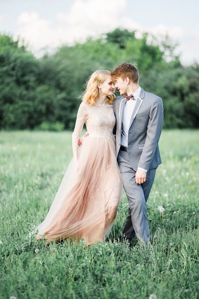 Fotógrafo de bodas Aleksandra Veselova (veslove). Foto del 21 de junio 2017