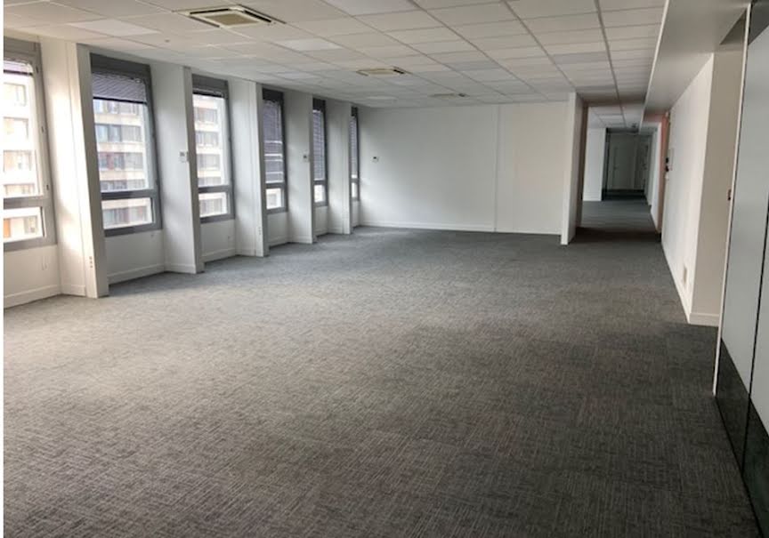 Location  locaux professionnels  158 m² à Boulogne-Billancourt (92100), 6 439 €