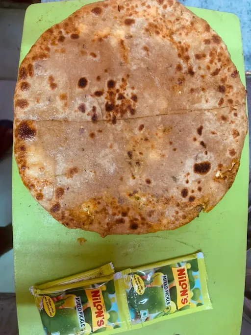 Combo 1 ( Aloo Paratha 1 Pieces And Gobi Paratha 1 Pieces )