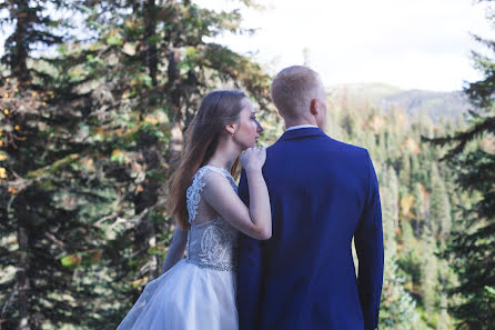 Fotografo di matrimoni Viktoriya Bardo (bardov). Foto del 3 marzo 2019