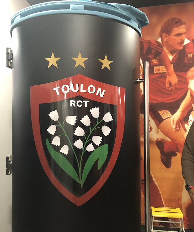 Toulon even have their own cryotherapy chamber.