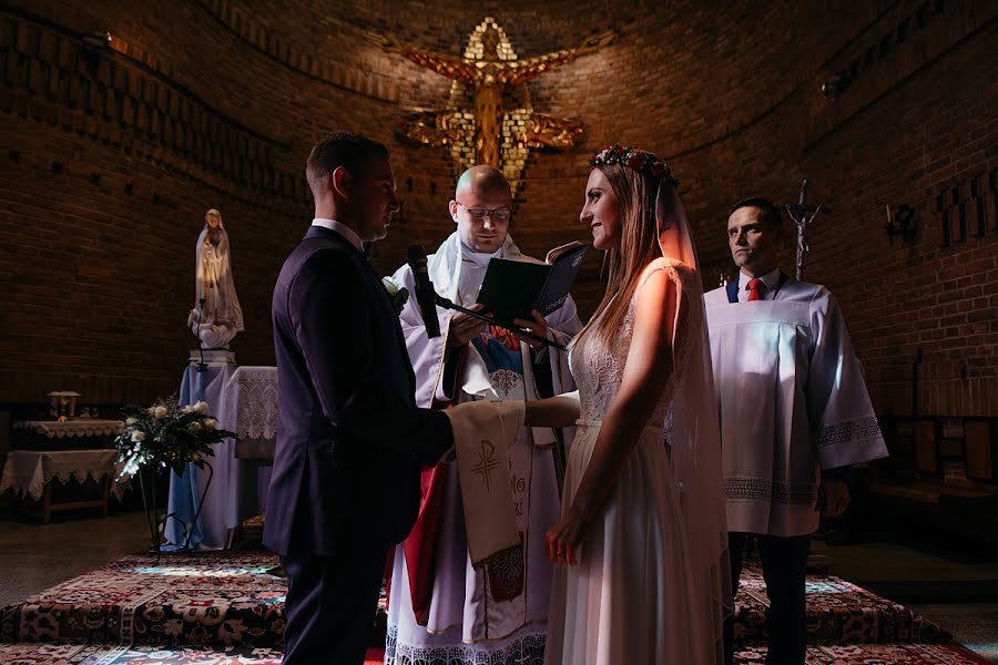 Fotografo di matrimoni Michal Jasiocha (pokadrowani). Foto del 3 aprile 2019