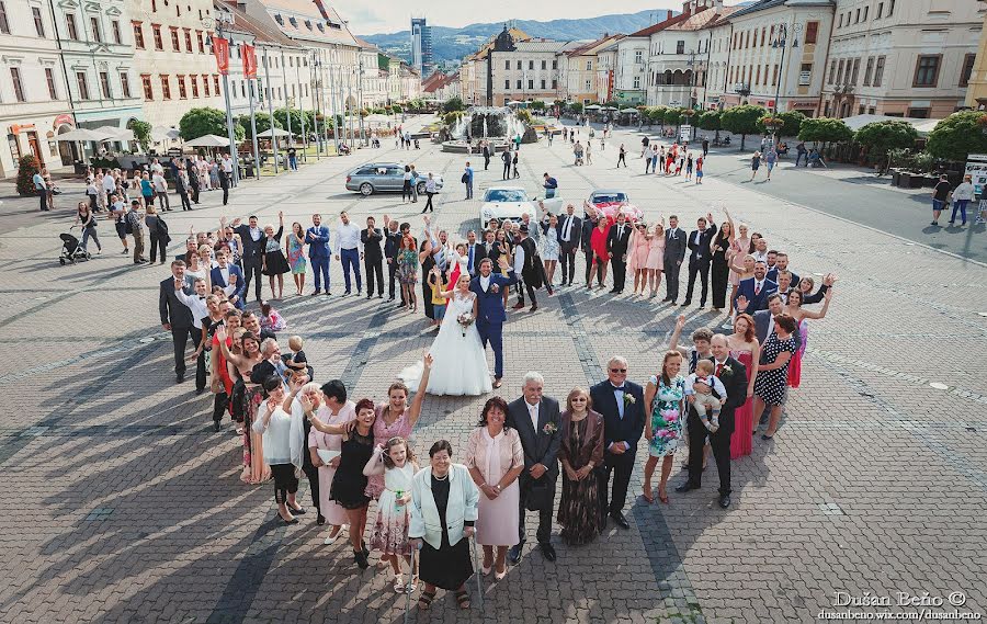 Fotografer pernikahan Dušan Beňo (dusanbeno). Foto tanggal 16 April 2022