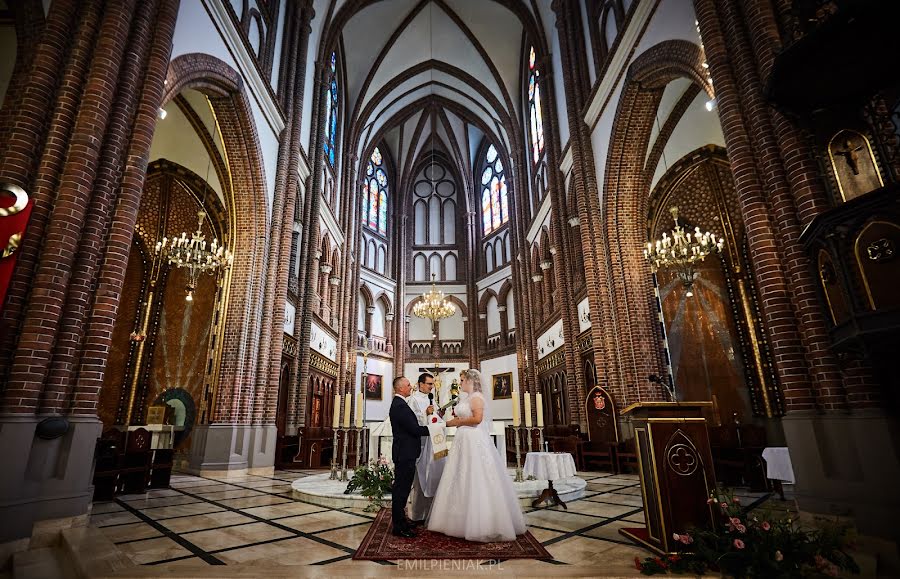 Hochzeitsfotograf Emil Pieniak (emilpieniak). Foto vom 17. März 2019