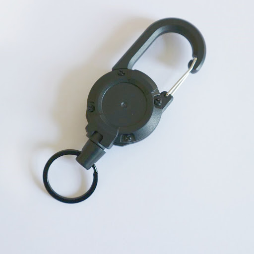 Title 2, Backpack Wire Rope Lure Retractable Key Ring