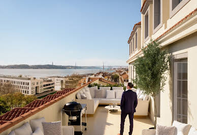 Apartment with terrace 1