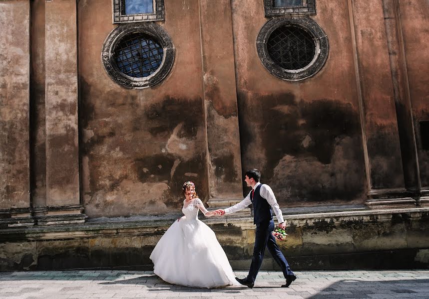 Photographe de mariage Oleh Yarovka (uleh). Photo du 20 juin 2017