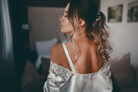 Wedding photographer Ekaterina Peshkova (katyushaaa). Photo of 15 October 2018