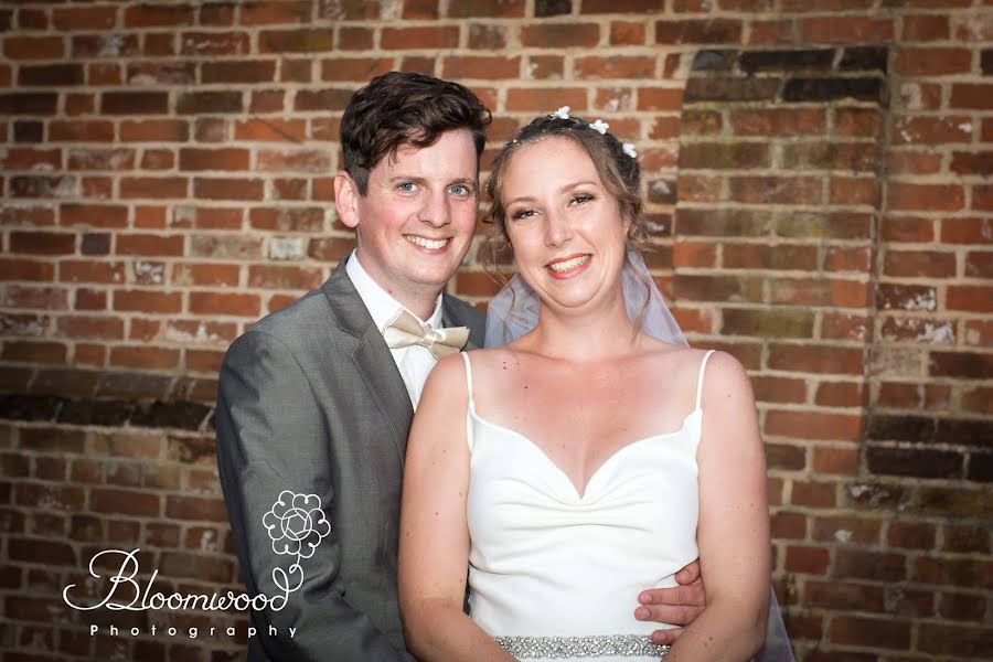 Wedding photographer Emma Hammond (bloomwoodphoto). Photo of 1 July 2019