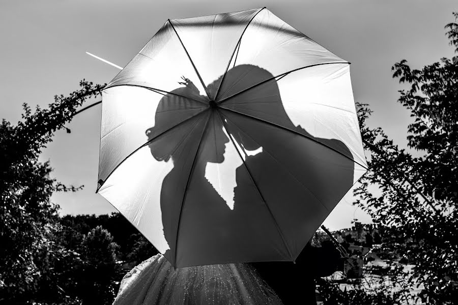 Fotografo di matrimoni George Ungureanu (georgeungureanu). Foto del 1 aprile