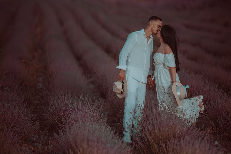 Fotógrafo de casamento Tani Marku (artanmarku). Foto de 14 de janeiro 2022