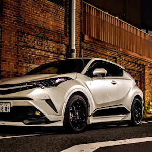 C-HR NGX50