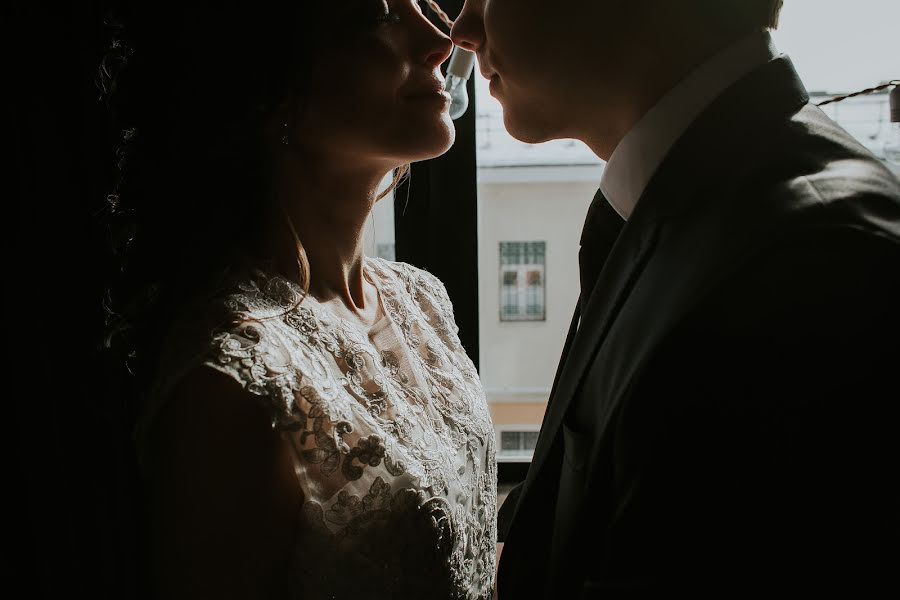 Wedding photographer Nastya Okladnykh (nastyaok). Photo of 15 March 2018