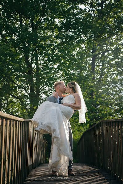 Fotografo di matrimoni Janssen Cruz (cruzphoto). Foto del 27 aprile 2023