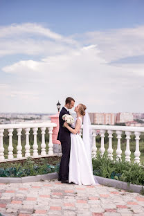 Fotógrafo de casamento Valeriya Rooz (valeriarooz). Foto de 14 de julho 2017