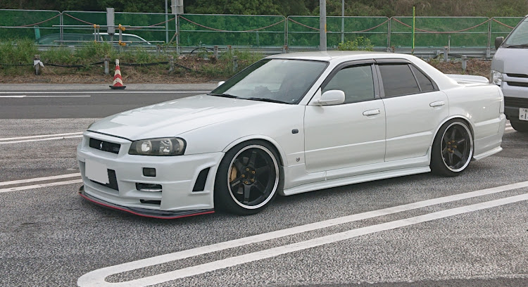 スカイラインのスカイライン・R34・榛名山・ミーティング・アベンジャーズに関するカスタム事例の投稿画像1枚目