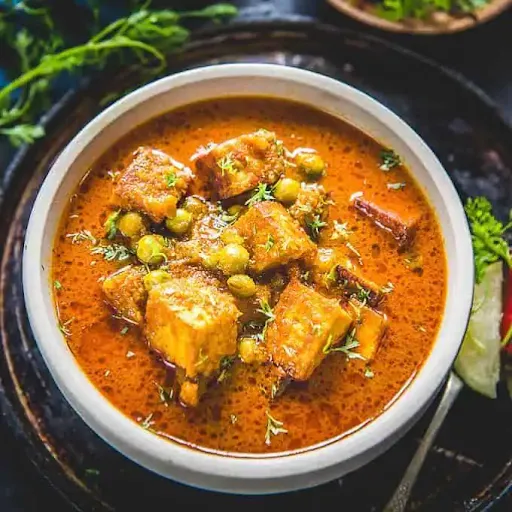 Mattar Paneer - Signature [Serves 1]