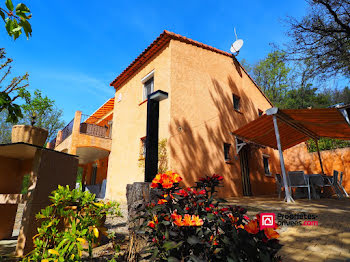 maison à Sainte-Croix-du-Verdon (04)