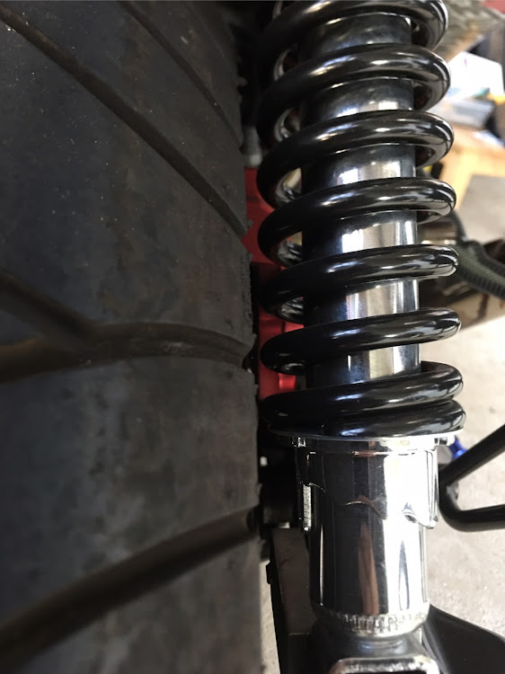 クラウンロイヤルのBIKETUNE・マジェC・ｽｰﾊﾟｰｼﾞｮｸﾞZR・mh21sに関するカスタム事例の投稿画像4枚目