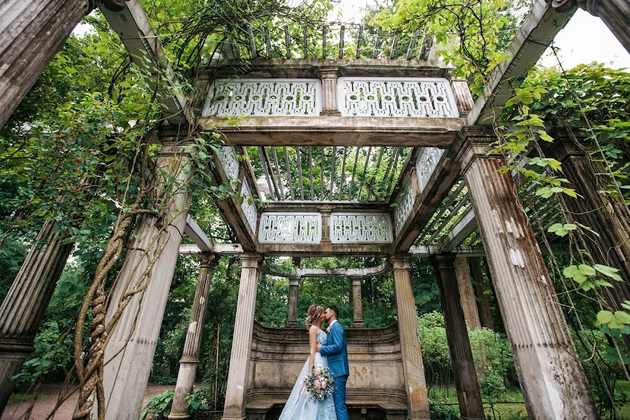 Fotografo di matrimoni Aleksey Averin (alekseyaverin). Foto del 23 agosto 2017