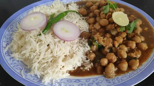 Chole Chawal Thali