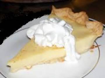 Mom's Blue Ribbon Egg Custard Pie