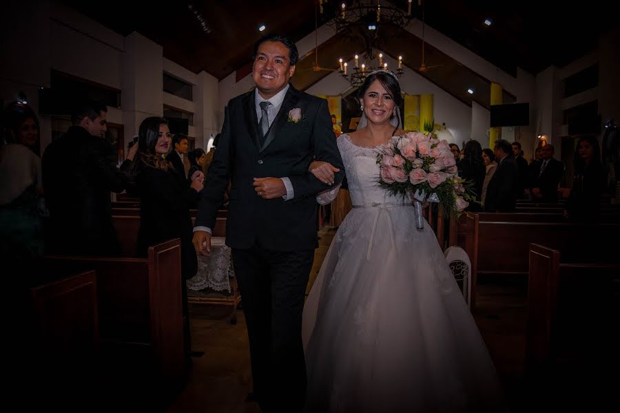 Fotografo di matrimoni Ricky Lopez (rickylopezfoto). Foto del 20 aprile 2019