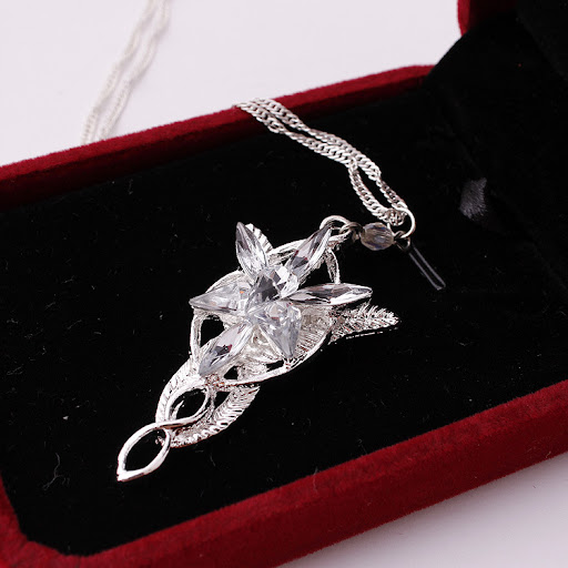 Title 4, Twilight Star Male and Lady Pendant. A stylish ...
