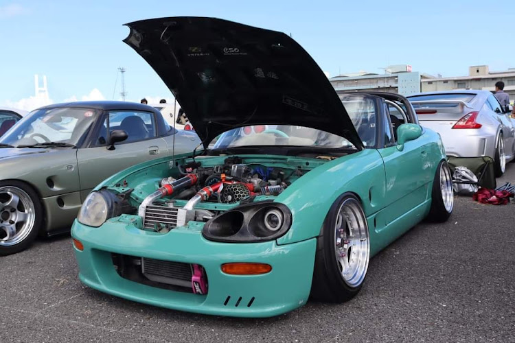 スープラの#湾岸BASE・#関東遠征・10月も宜しくお願いしますに関するカスタム事例の投稿画像23枚目