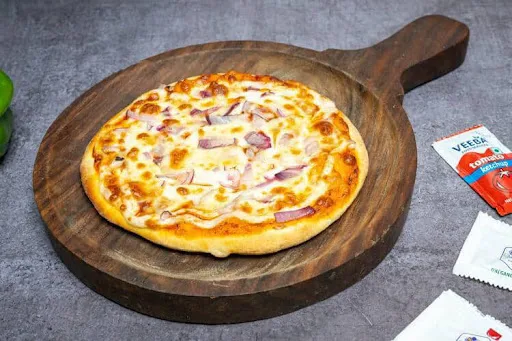 Cheese Onion Bake Pizza