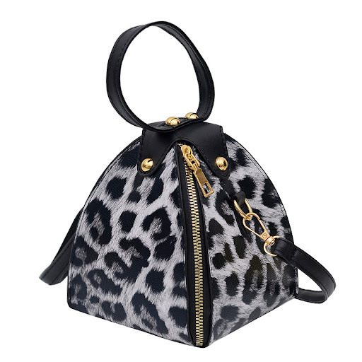 Leopard black
