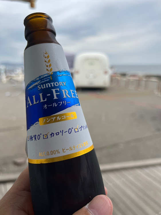 ダットサントラック 4WDの海沿いドライブ・パシフィックドライブイン・七里ヶ浜・真夏日・海なし県民に関するカスタム事例の投稿画像3枚目