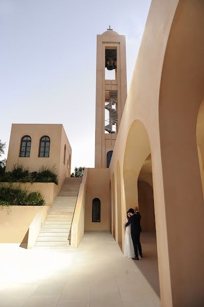 Fotografo di matrimoni Sert Nikolas (nikolassert). Foto del 6 aprile 2019