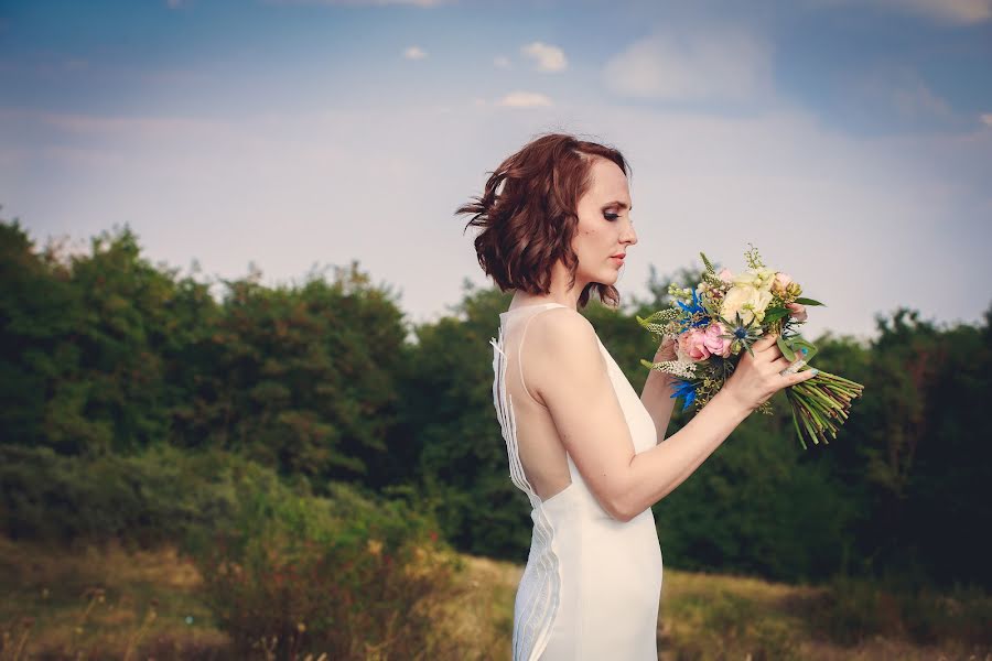 Wedding photographer Cezar Zanfirescu (cezarzanf). Photo of 8 March 2017