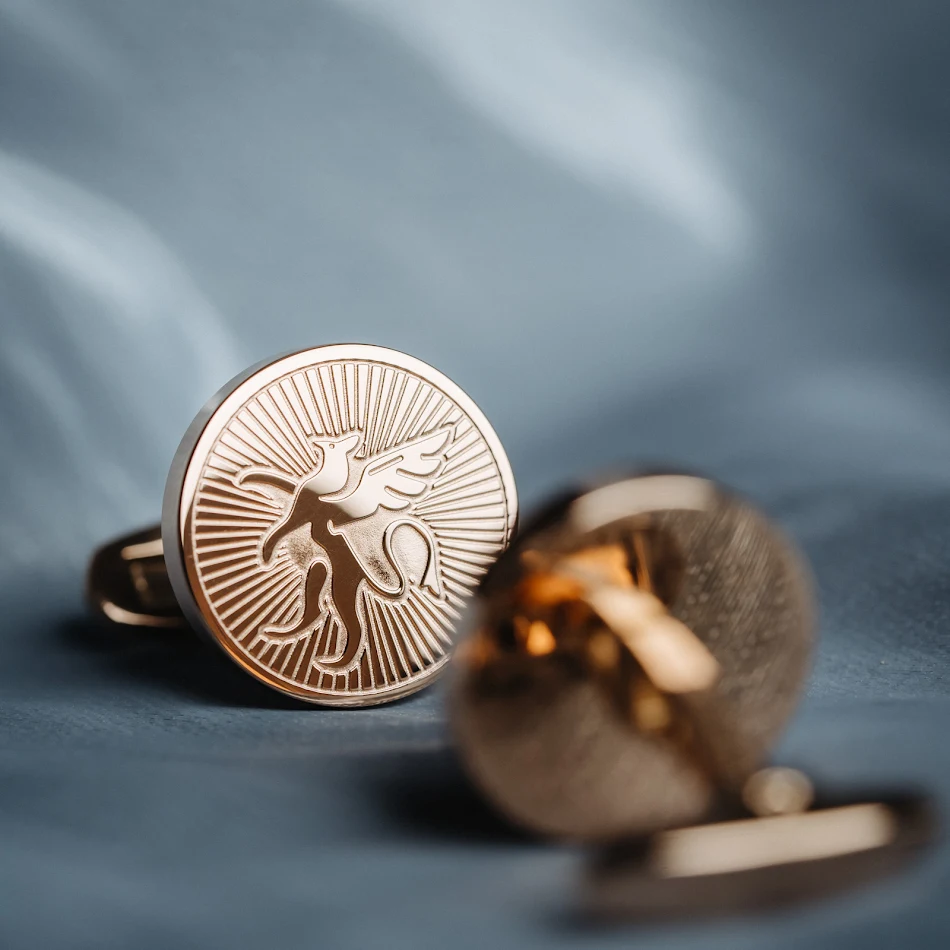 Franse roségouden manchetknopen voor heren in business. Verfijnde accessoires voor je pak of overhemd. Elegantie en stijlvol.