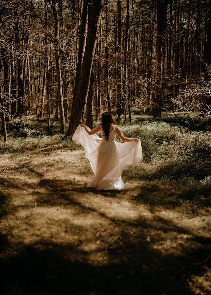 Fotógrafo de casamento Weronika Midleja (jestpieknie). Foto de 13 de maio 2021