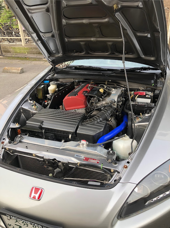 S2000のエンジンルーム美化・S2000・オープンカーのある生活・ピカピカに関するカスタム事例の投稿画像1枚目