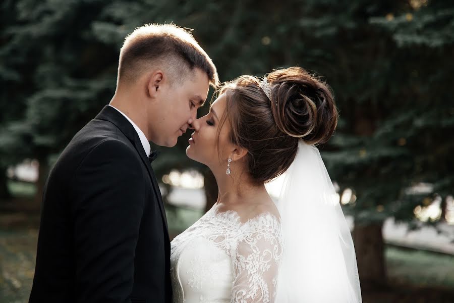 結婚式の写真家Regina Alekseeva (reginaaleks)。2019 1月28日の写真