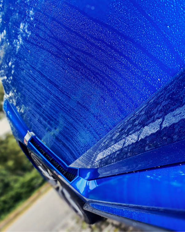WRX STIのイケメン・梅雨・梅雨入りに関するカスタム事例の投稿画像1枚目