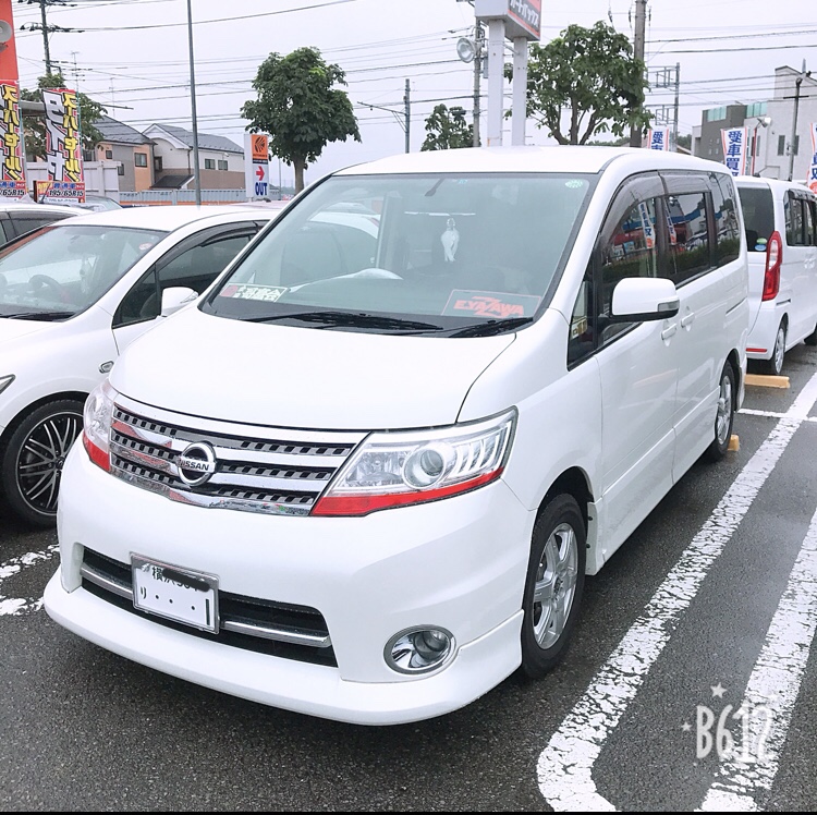 セレナのタイヤ交換に関するカスタム事例の投稿画像2枚目