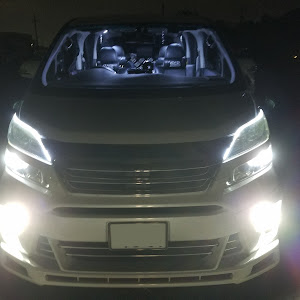 ヴェルファイア GGH20W