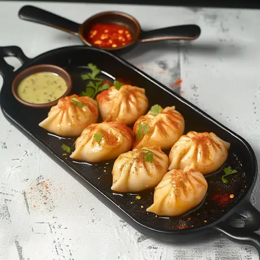 Chicken Cheese Peri Peri Steamed Momos