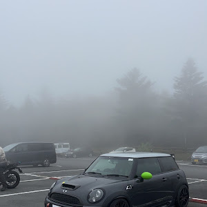 ミニ ハッチバック JCW