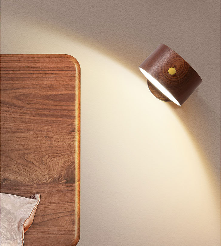 Eenvoudige houten nachtlamp voor in de slaapkamer. Zorgt voor warm en sfeervol licht. Minimalistisch ontwerp, perfect voor op je nachtkastje.